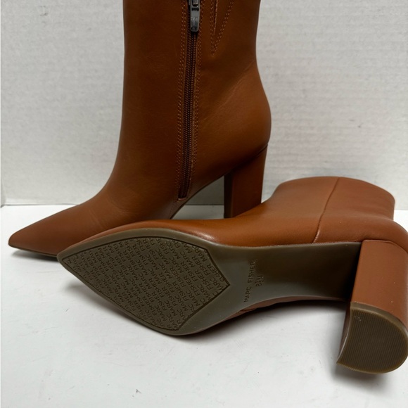 Marc Fisher Women's Brown Heeled Leather Ankle Boots Shoes Size 8 1/2 - Picture 15 of 16